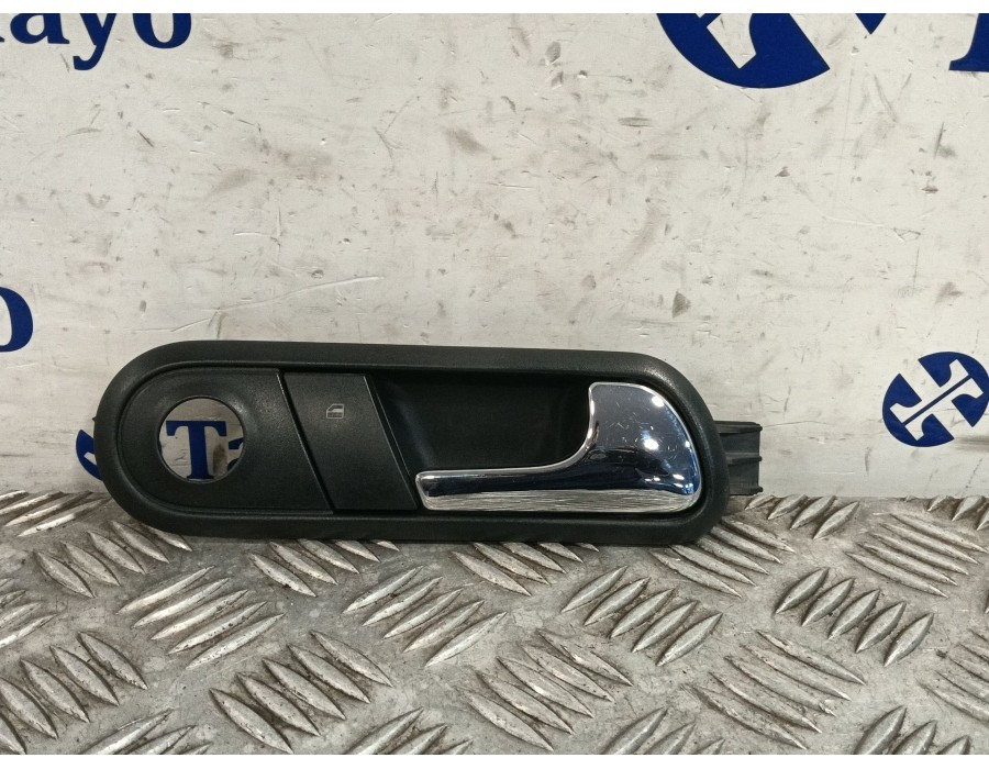 Recambio de maneta interior delantera derecha para seat ibiza iii (6l1) 1.4 tdi referencia OEM IAM 6L0837114H  