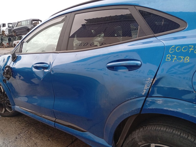 Recambio de puerta trasera izquierda para ford puma (j2k, cf7) 1.0 ecoboost referencia OEM IAM 2405669  