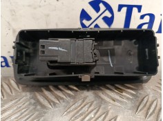 Recambio de mando elevalunas delantero derecho para land rover discovery iv (l319) 3.0 sdv6 4x4 referencia OEM IAM AH22240A40   2