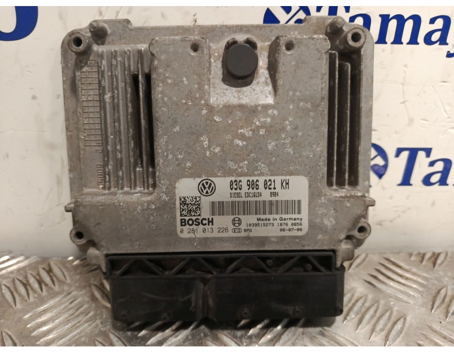 Recambio de centralita motor uce para volkswagen golf v (1k1) 1.9 tdi referencia OEM IAM 03G906021KH 0281013226 