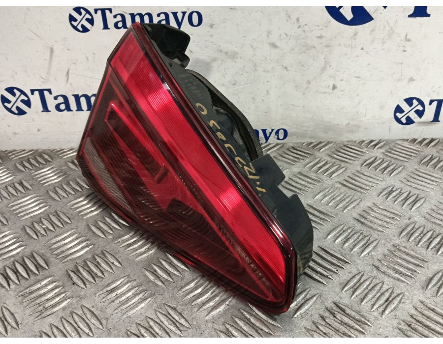 Recambio de piloto trasero izquierdo interior para volkswagen touran (5t1) 2.0 tdi referencia OEM IAM 5TA945093D L90059824 