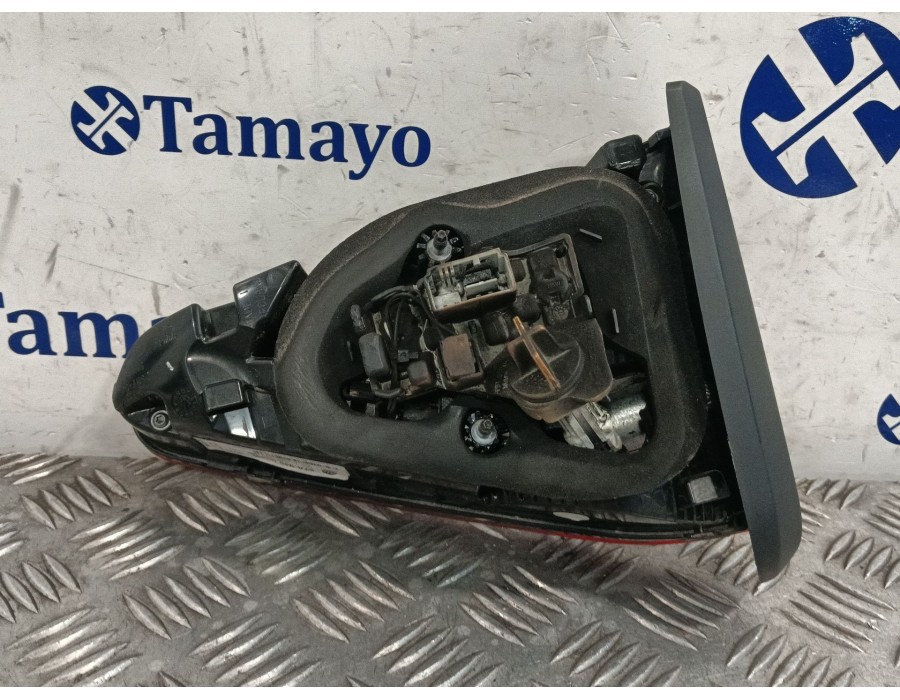 Recambio de piloto trasero izquierdo interior para volkswagen touran (5t1) 2.0 tdi referencia OEM IAM 5TA945093D L90059824 