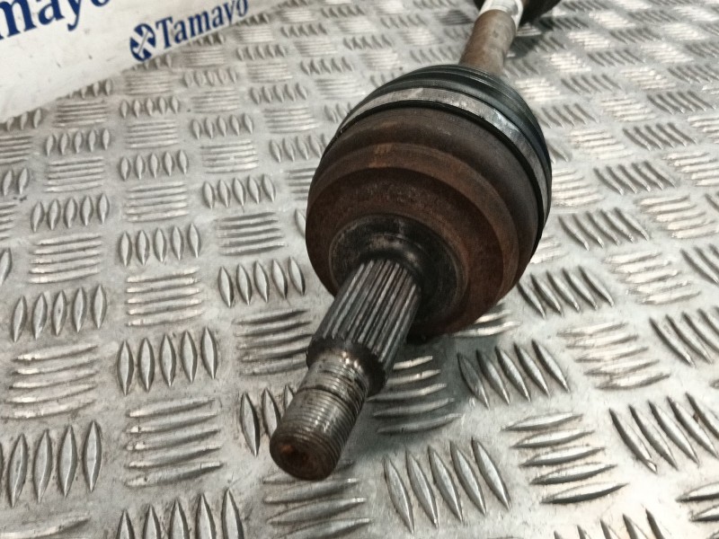 Recambio de transmision delantera derecha para dacia sandero 1.0 12v cat referencia OEM IAM 8200930507  