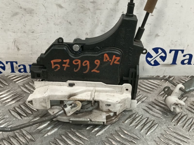 Recambio de cerradura puerta delantera izquierda para mitsubishi grandis (na0w) referencia OEM IAM   