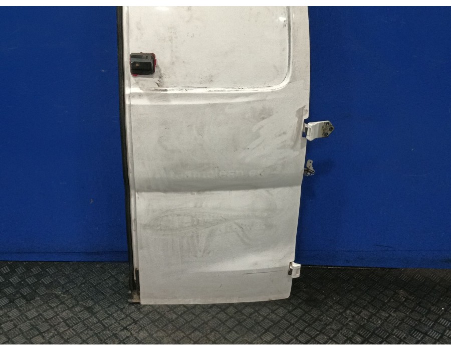 Recambio de puerta trasera carga derecha para nissan nv200 furgoneta 1.5 dci 90 (m20, m20m) referencia OEM IAM   