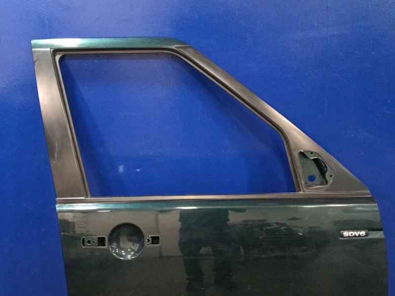 Recambio de puerta delantera derecha para land rover discovery iv (l319) 3.0 sdv6 4x4 referencia OEM IAM LR016462  