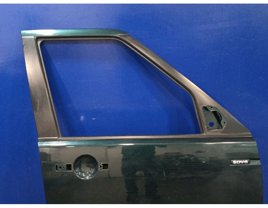 Recambio de puerta delantera derecha para land rover discovery iv (l319) 3.0 sdv6 4x4 referencia OEM IAM LR016462  