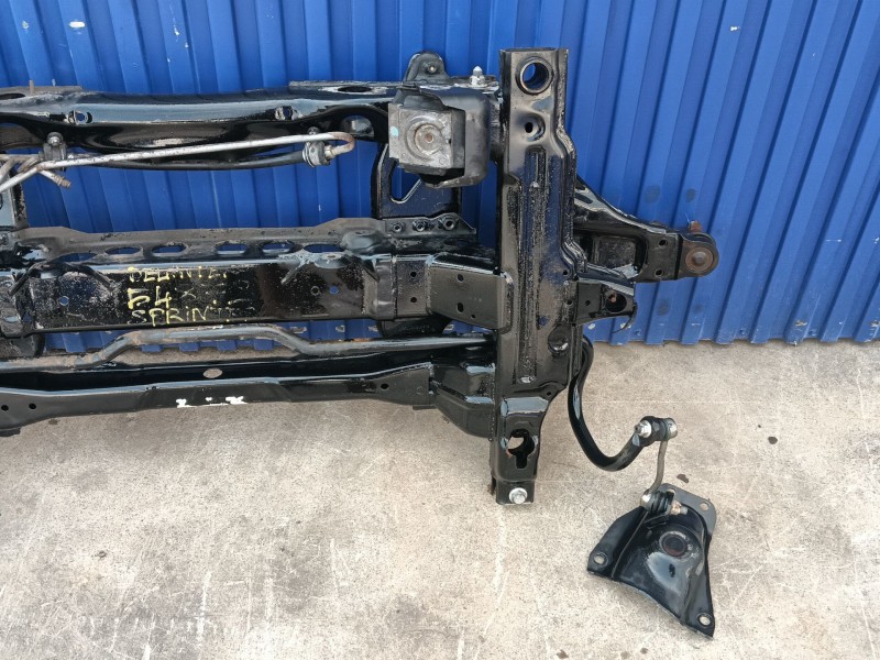Recambio de puente delantero para mercedes-benz sprinter ii james cook (906) 3.0 cdi referencia OEM IAM   A9069950102