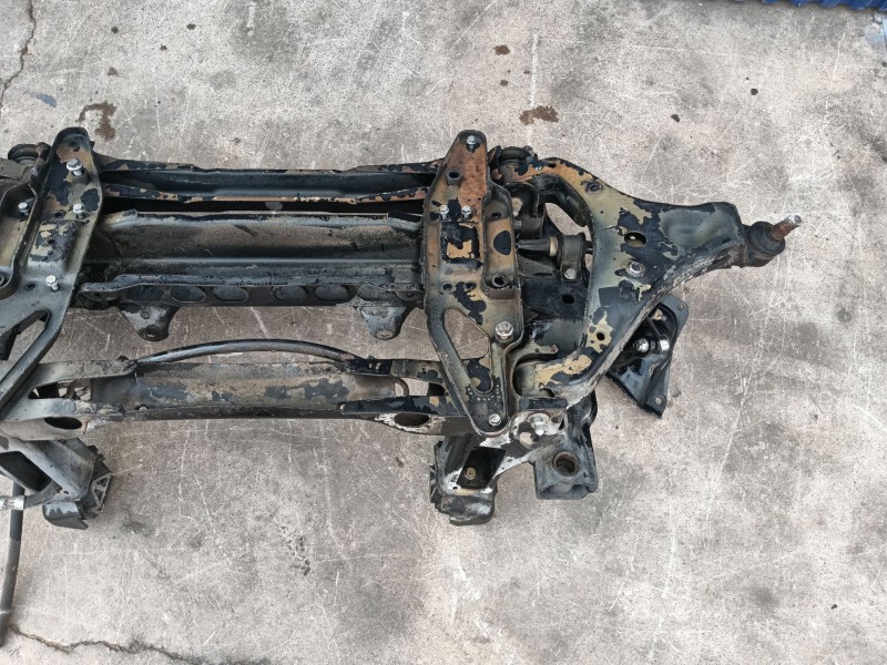 Recambio de puente delantero para mercedes-benz sprinter ii james cook (906) 3.0 cdi referencia OEM IAM   A9069950102