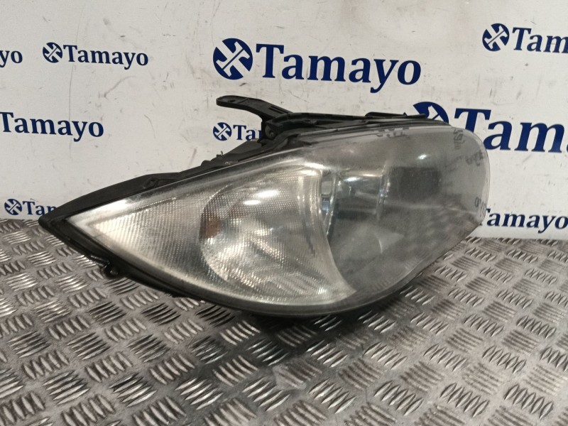Recambio de faro derecho para bmw 1 (e87) 118 d referencia OEM IAM 63117193388 89317601 