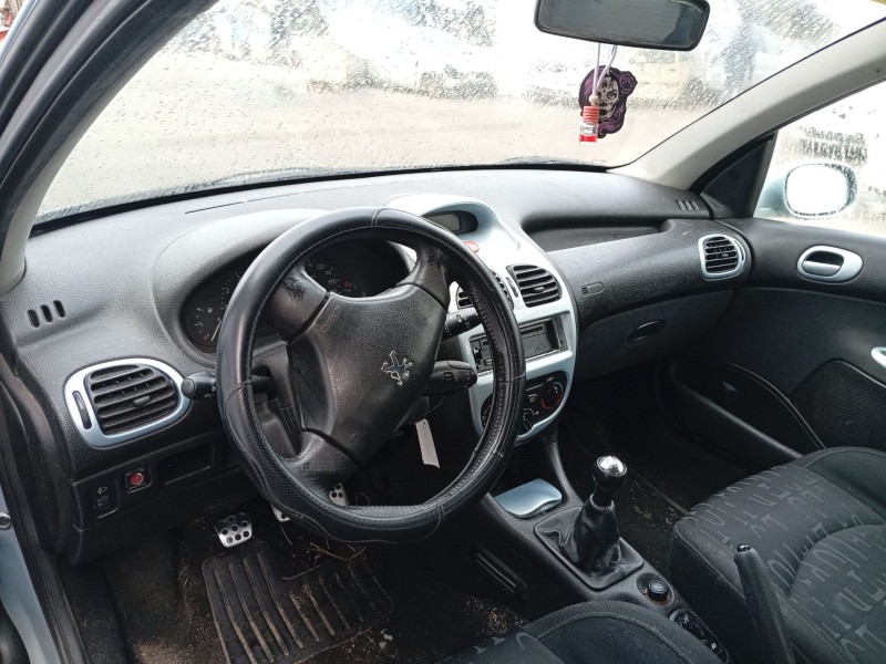 peugeot 206 hatchback (2a/c) del año 2002