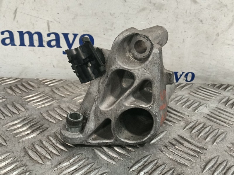 Recambio de soporte para renault scenic ii 1.9 dci diesel referencia OEM IAM 8200193773  