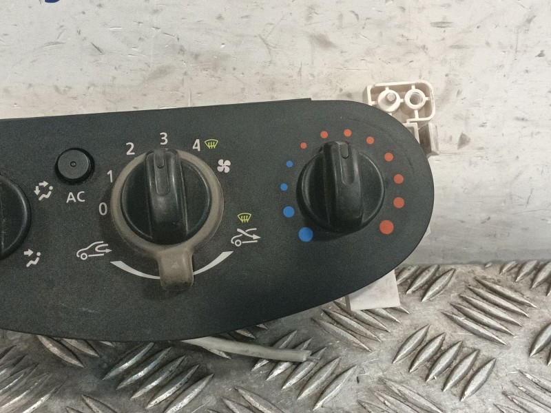 Recambio de mando climatizador para dacia duster 1.6 16v cat referencia OEM IAM N106278B T1001639 