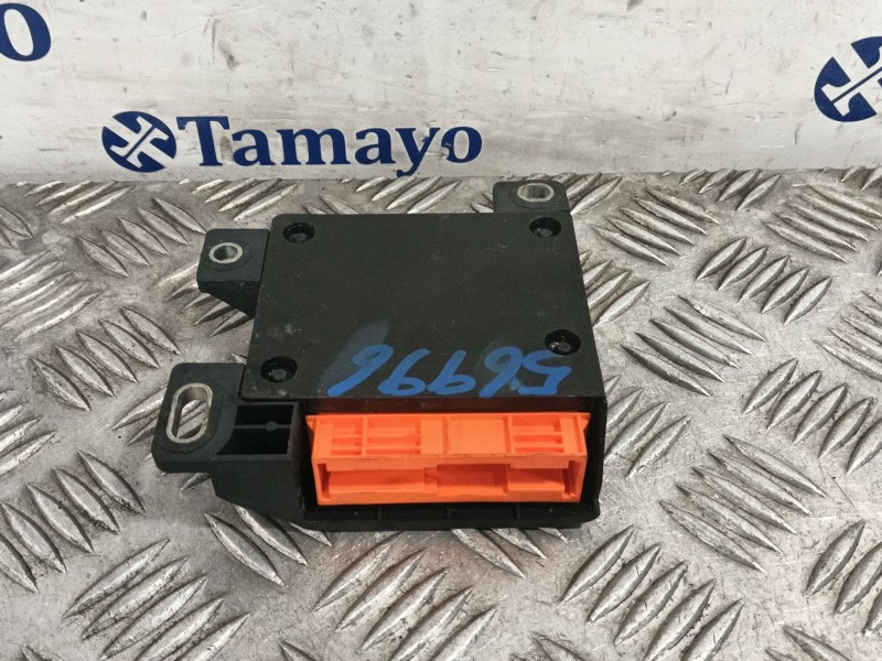 Recambio de centralita airbag para dacia duster 1.6 16v cat referencia OEM IAM 8200952847 28407652013 