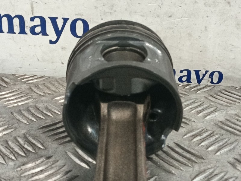 Recambio de biela para bmw 1 (e81) 120 d referencia OEM IAM 084088  