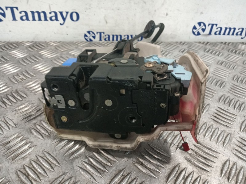 Recambio de cerradura puerta delantera derecha para volkswagen golf v (1k1) 1.9 tdi referencia OEM IAM 25101D6  