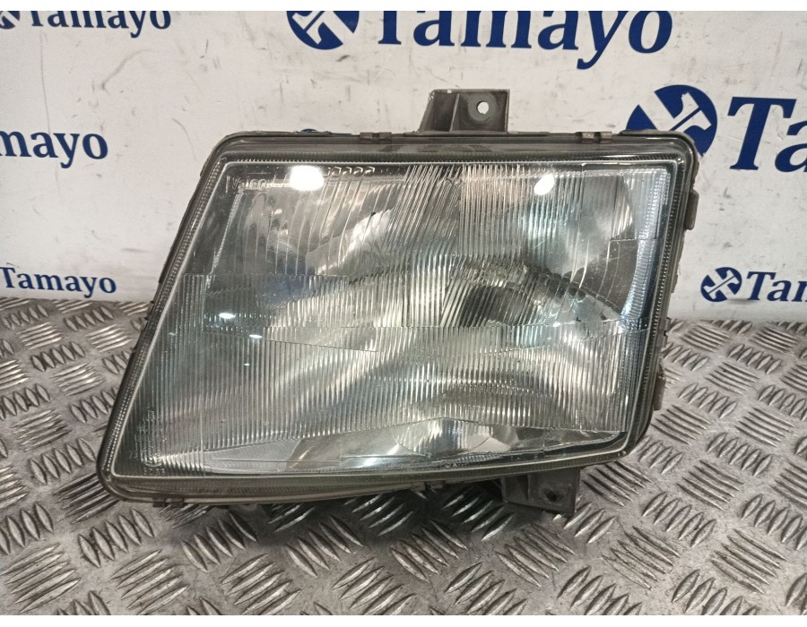 Recambio de faro izquierdo para mercedes-benz vito (w638) caja cerrada 2.1 cc referencia OEM IAM 6388200061 67629570 