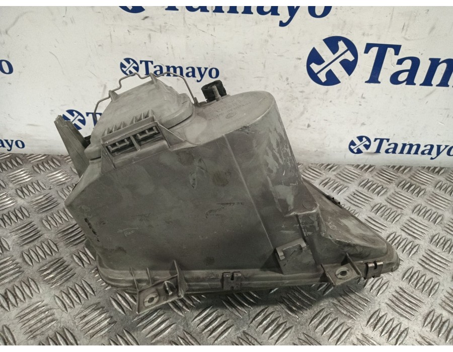 Recambio de faro izquierdo para mercedes-benz vito (w638) caja cerrada 2.1 cc referencia OEM IAM 6388200061 67629570 