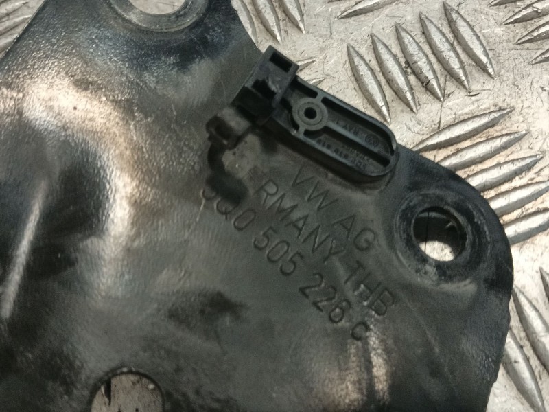 Recambio de brazo suspension inferior trasero derecho para volkswagen touran (5t1) 2.0 tdi referencia OEM IAM 5Q0505226  