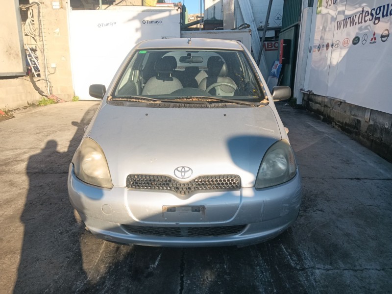 toyota yaris (_p1_) del año 2000