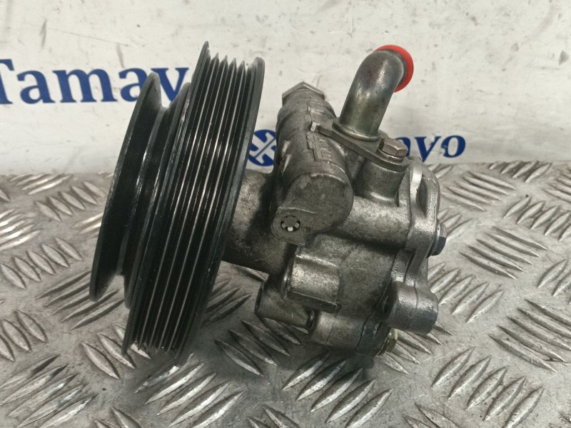 Recambio de bomba direccion para audi a4 b5 (8d2) 1.8 t referencia OEM IAM 8D0145156L  
