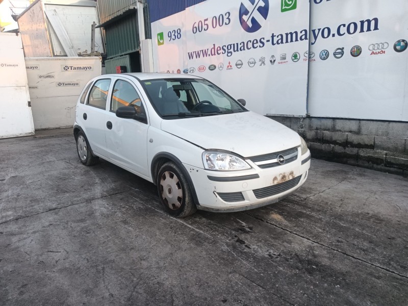 opel corsa c (x01) del año 2004