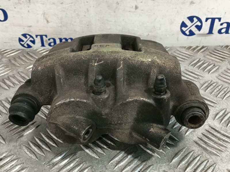 Recambio de pinza freno delantera derecha para renault master bus referencia OEM IAM 201318  