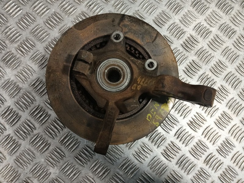 Recambio de mangueta delantera derecha para renault clio ii (bb_, cb_) 1.5 dci (b/cb3m) referencia OEM IAM   