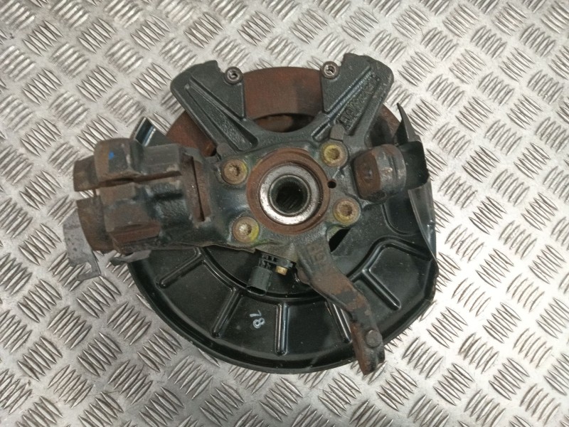 Recambio de mangueta delantera izquierda para volkswagen golf v (1k1) 1.9 tdi referencia OEM IAM   