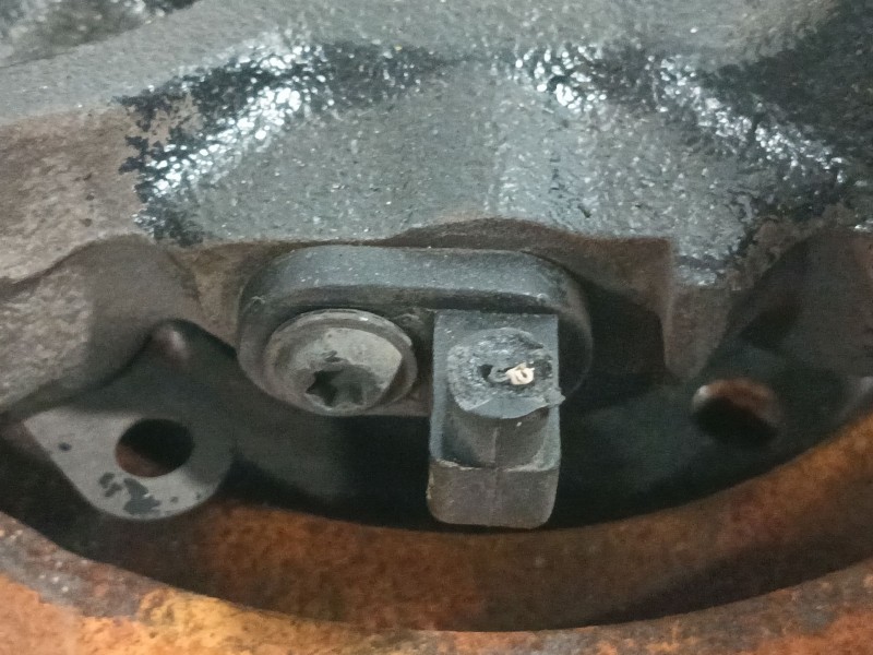 Recambio de mangueta delantera derecha para renault clio iv (bh_) 1.5 dci 75 referencia OEM IAM   