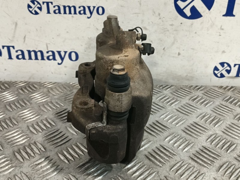 Recambio de pinza freno delantera izquierda para renault master ii autobús (jd) 2.5 d referencia OEM IAM 331181  