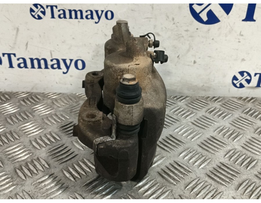 Recambio de pinza freno delantera izquierda para renault master ii autobús (jd) 2.5 d referencia OEM IAM 331181  