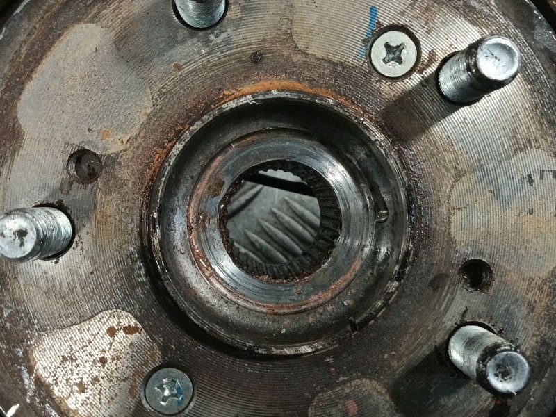 Recambio de mangueta delantera derecha para honda cr-v iv (rm_) 1.6 i-dtec (re6) referencia OEM IAM   