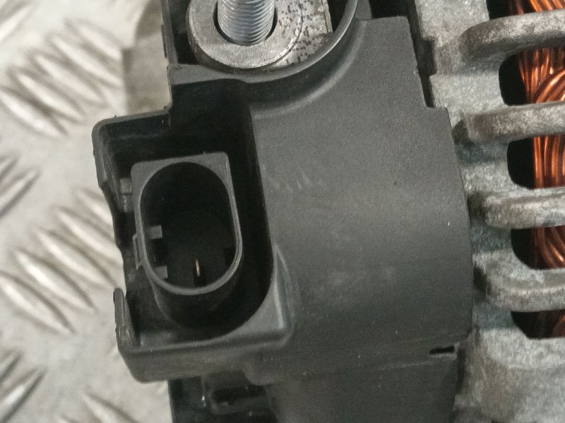 Recambio de alternador para bmw mini (r56) referencia OEM IAM 7823291AI01 2607239B TG15C157