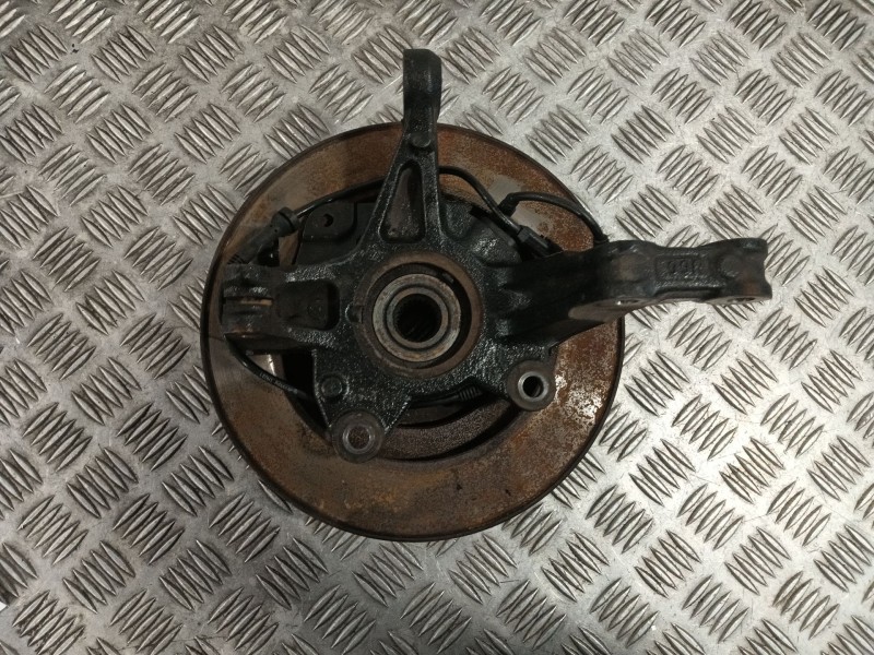 Recambio de mangueta delantera izquierda para renault clio iv (bh_) 1.5 dci 75 referencia OEM IAM 400156124R  
