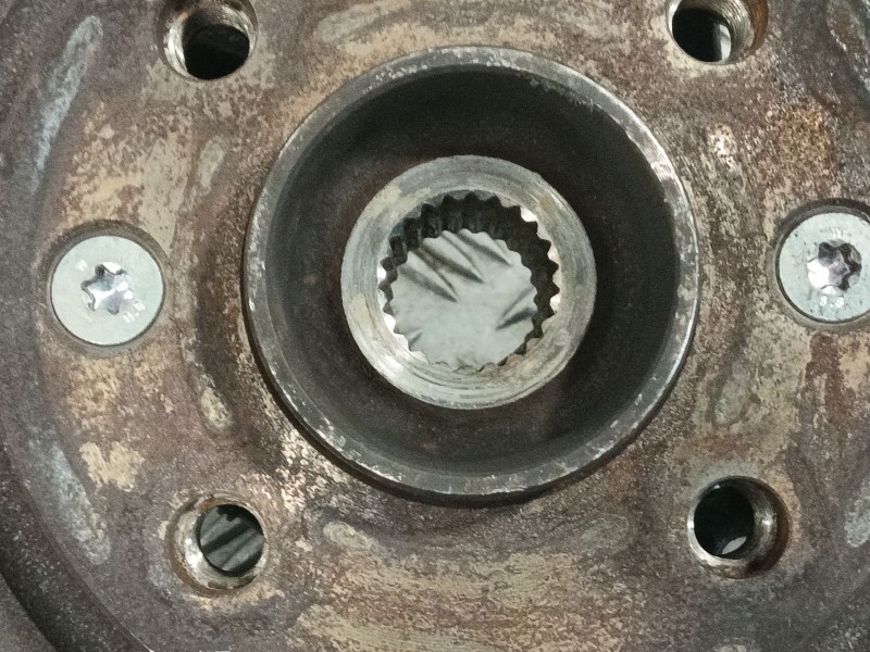 Recambio de mangueta delantera izquierda para renault clio iv (bh_) 1.5 dci 75 referencia OEM IAM 400156124R  