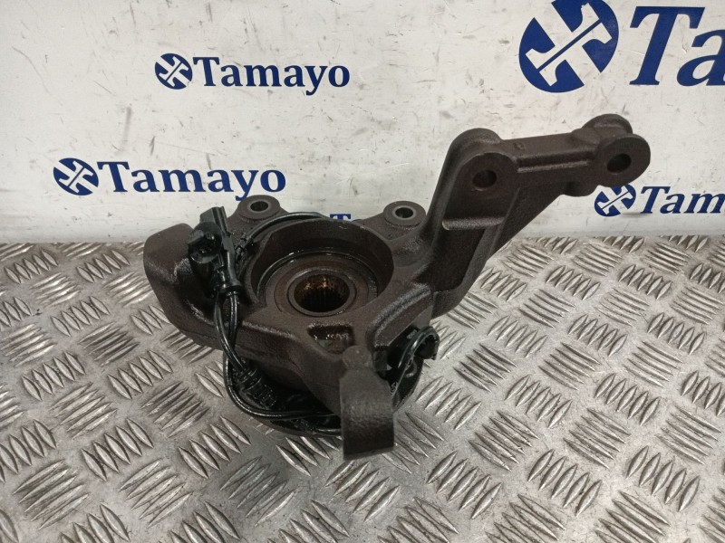 Recambio de mangueta delantera derecha para dacia duster 1.6 16v cat referencia OEM IAM   