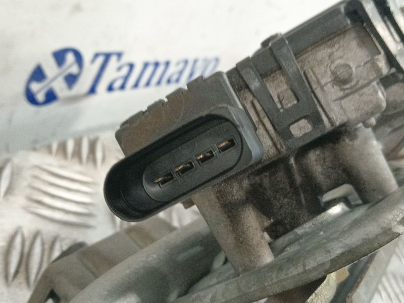 Recambio de motor limpia delantero para volkswagen passat berlina (3b3) referencia OEM IAM 8D1955605B 8D1955326B 