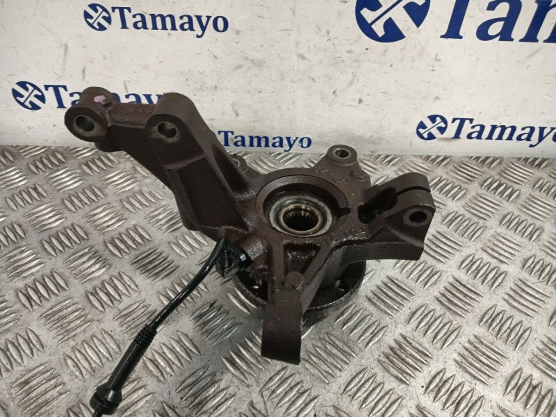 Recambio de mangueta delantera izquierda para dacia sandero referencia OEM IAM   