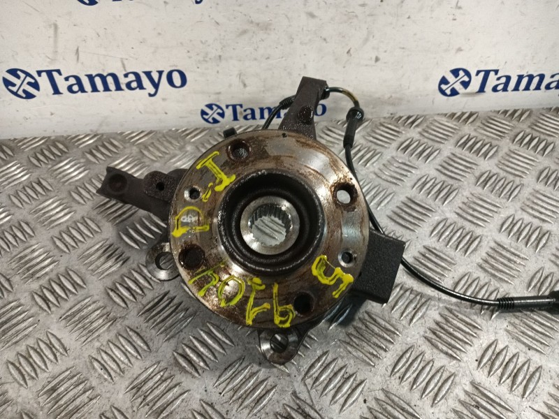 Recambio de mangueta delantera izquierda para dacia sandero referencia OEM IAM   
