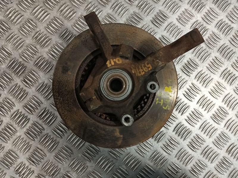 Recambio de mangueta delantera izquierda para renault clio ii (bb_, cb_) 1.5 dci (b/cb3m) referencia OEM IAM   