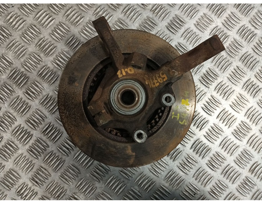 Recambio de mangueta delantera izquierda para renault clio ii (bb_, cb_) 1.5 dci (b/cb3m) referencia OEM IAM   