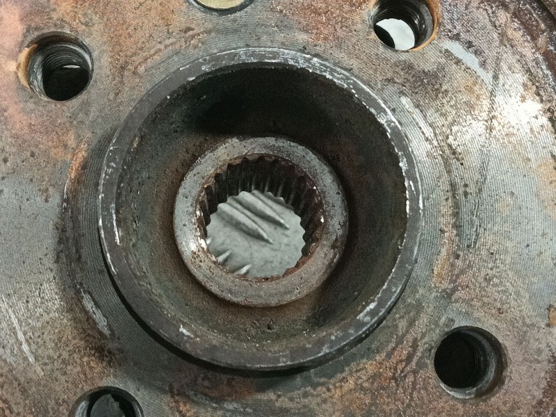 Recambio de mangueta delantera izquierda para renault clio ii (bb_, cb_) 1.5 dci (b/cb3m) referencia OEM IAM   