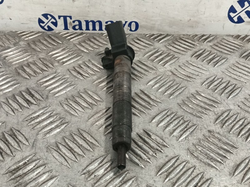 Recambio de inyector para bmw 1 (e81) 120 d referencia OEM IAM 779787705  