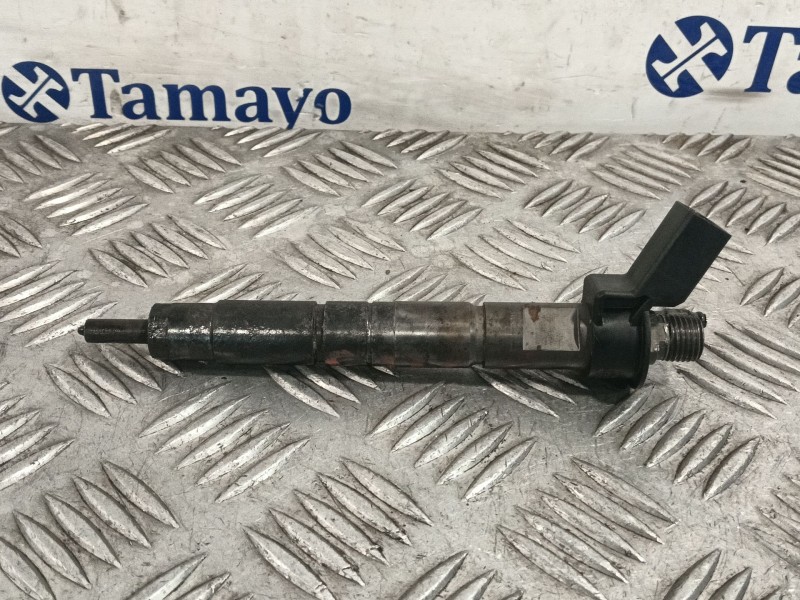 Recambio de inyector para bmw 1 (e81) 120 d referencia OEM IAM 779787705  