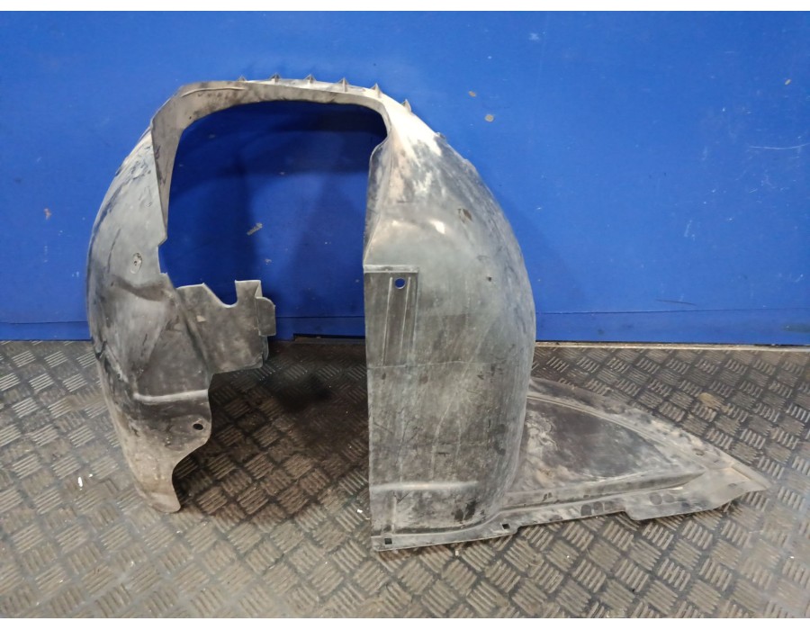 Recambio de plastico paso rueda delantero izquierdo para peugeot 307 (3a/c) 1.6 16v referencia OEM IAM 9634009980  