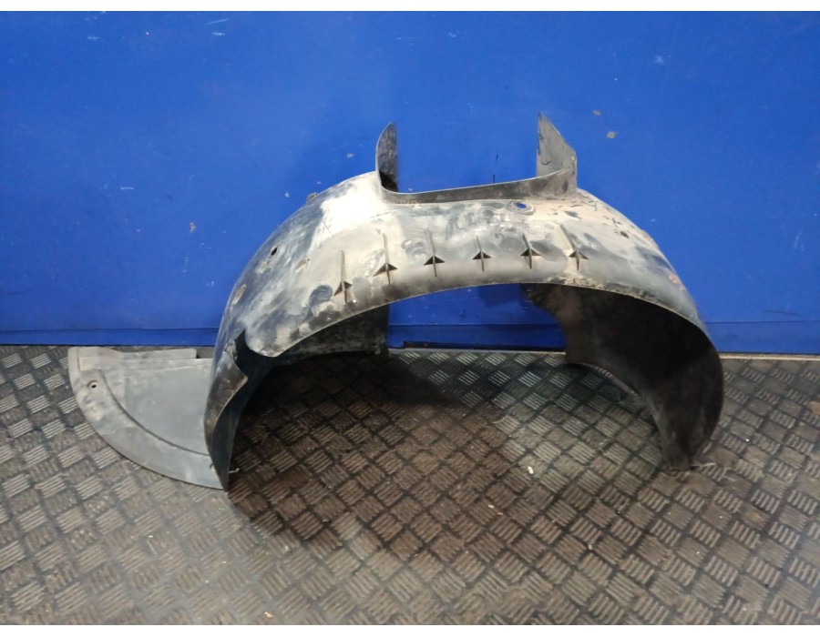 Recambio de plastico paso rueda delantero izquierdo para peugeot 307 (3a/c) 1.6 16v referencia OEM IAM 9634009980  
