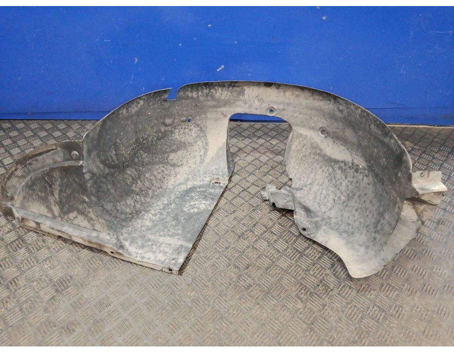 Recambio de plastico paso rueda delantero izquierdo para peugeot 307 (3a/c) 1.6 16v referencia OEM IAM 9634009980  