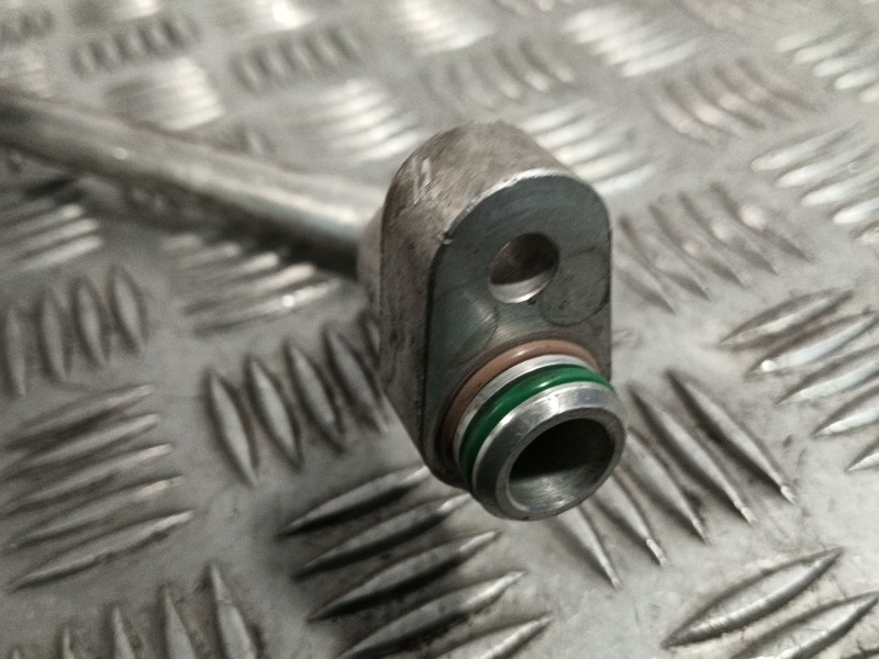 Recambio de tubos aire acondicionado para iveco daily vi furgoneta 33s15, 35s15, 35c15 referencia OEM IAM   