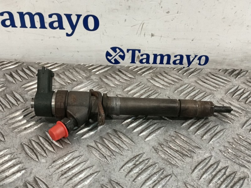 Recambio de inyector para volvo s60 berlina d5 referencia OEM IAM 0445110078  